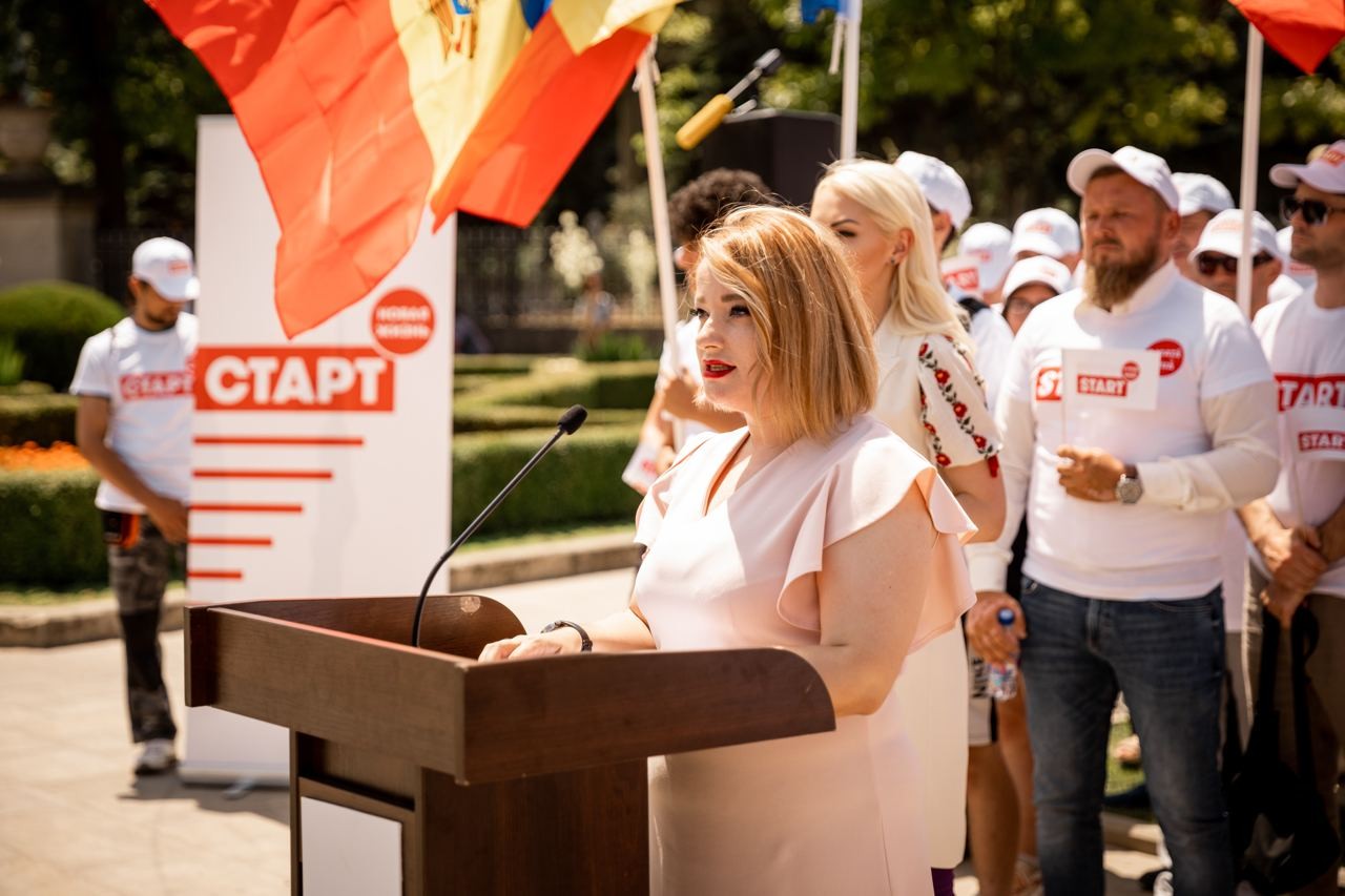 FOTO // „START” pentru „O VIAȚĂ NOUĂ”. Mișcarea constituită la protestul din 19 iunie a format și o organizație de tineret