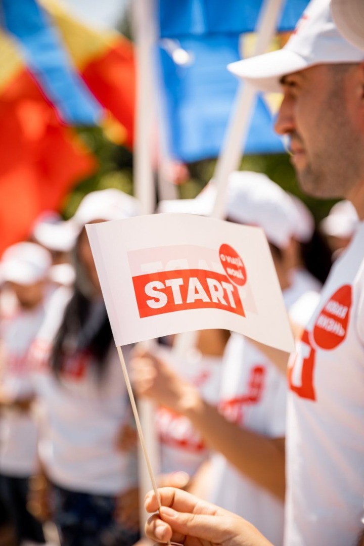 FOTO // „START” pentru „O VIAȚĂ NOUĂ”. Mișcarea constituită la protestul din 19 iunie a format și o organizație de tineret
