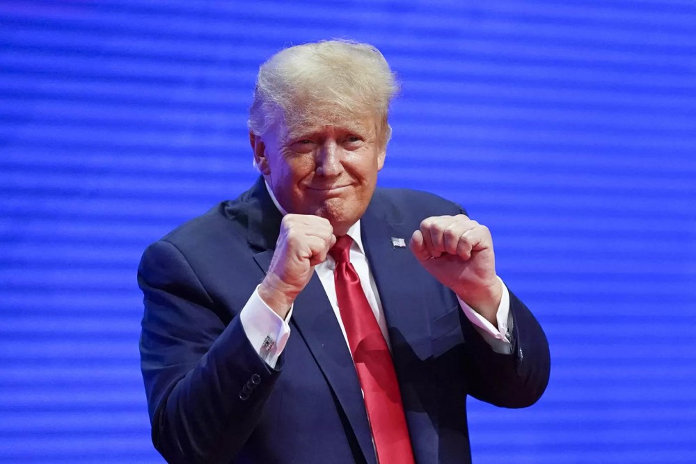 Trump ar putea candida la prezidențiale în SUA pentru a scăpa de urmărirea penală
