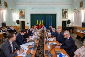 VEȘTI BUNE pentru fermierii micro, mici și mijlocii: Vor beneficia de compensarea integrală a accizei la motorină