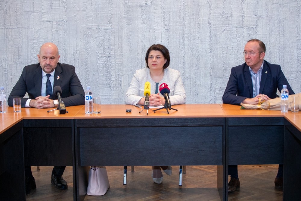 Natalia Gavrilița l-a prezentat colectivului pe noul ministrul al Agriculturii și Industriei Alimentare: „Ne dorim o agricultură prosperă”