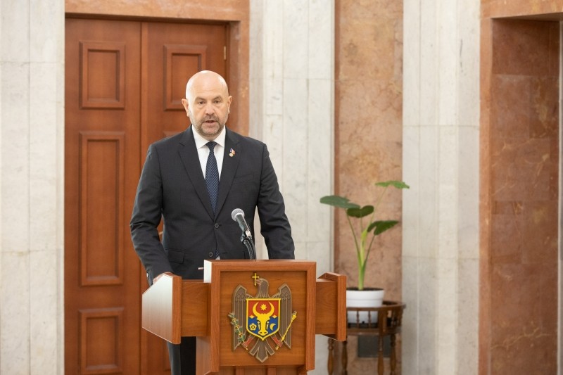 FOTO // MAIA are un nou șef. Declarațiile Maiei Sandu și Nataliei Gavrilița după investirea lui Vladimir Bolea