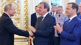 Omul lui Putin din Germania. Cu cât îl plătește Moscova pe fostul cancelar Gerhard Schröder