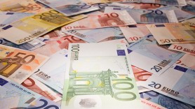 Parlamentul a adoptat trei legi pentru a primi asistență macrofinanciară din partea UE