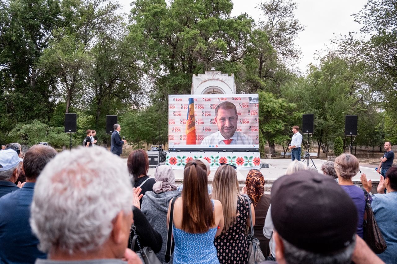 FOTO // La inițiativa lui Ilan Șor, a fost dat startul reconstrucției parcului central din Taraclia