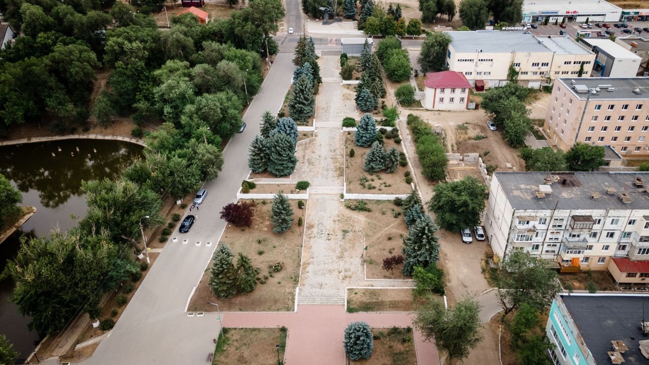 FOTO // La inițiativa lui Ilan Șor, a fost dat startul reconstrucției parcului central din Taraclia
