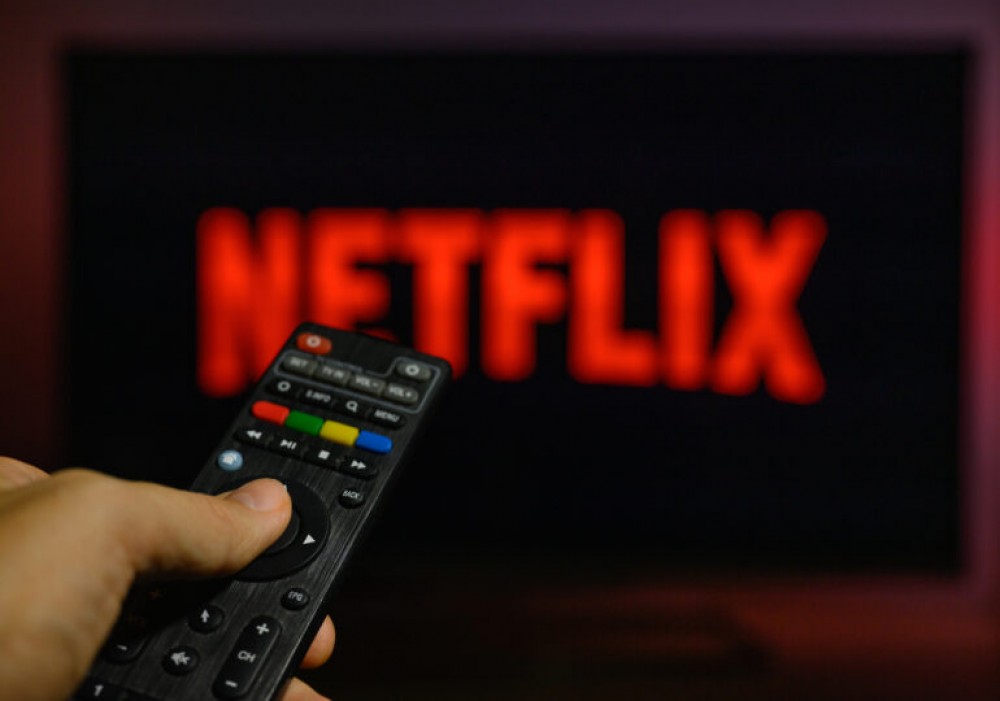 Netflix a pierdut aproape 1 milion de abonaţi