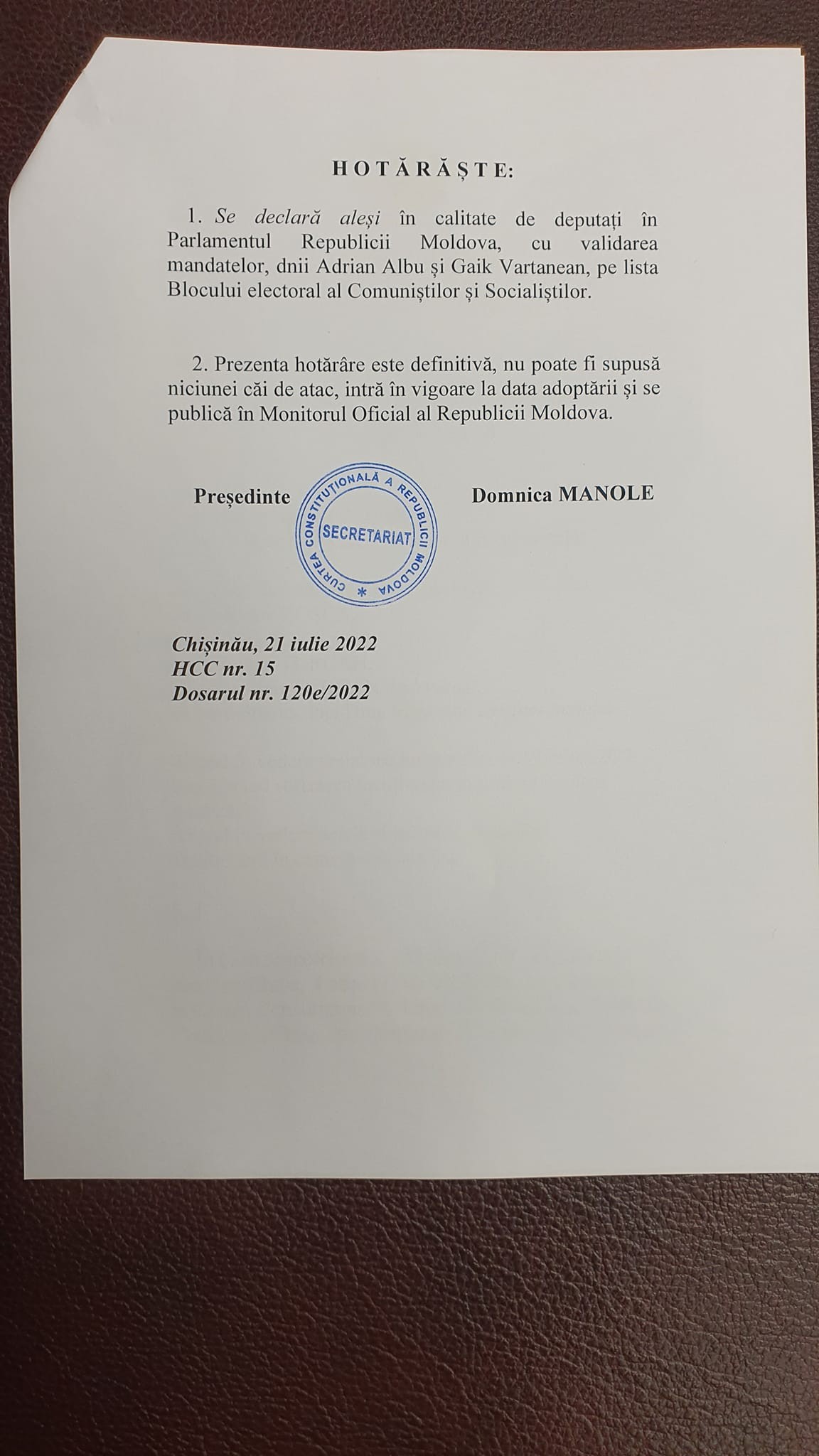 ULTIMA ORĂ // Socialiștii au doi deputați noi. Curtea Constituțională le-a validat mandatele