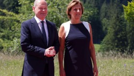 Olaf Scholz, criticat pentru neglijență. Documente guvernamentale confidențiale, găsite de vecini la gunoi