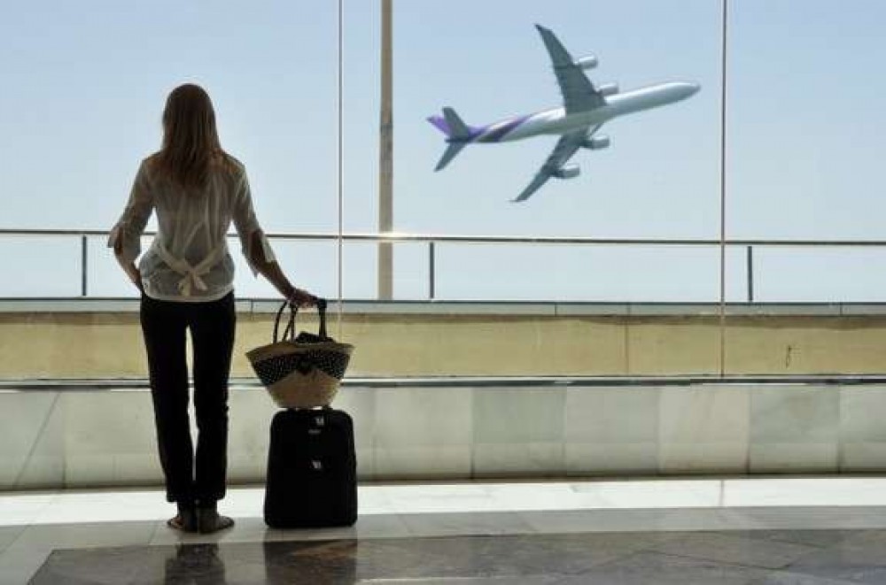 O femeie a deschis focul pe un aeroport foarte aglomerat din Texas