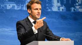Macron acuză Rusia că este ”una dintre ultimele puteri coloniale imperiale”