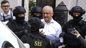 Ultima ORĂ // Dodon lipsit de acces la presă și are interdicția de a părăsi aria domiciliului său