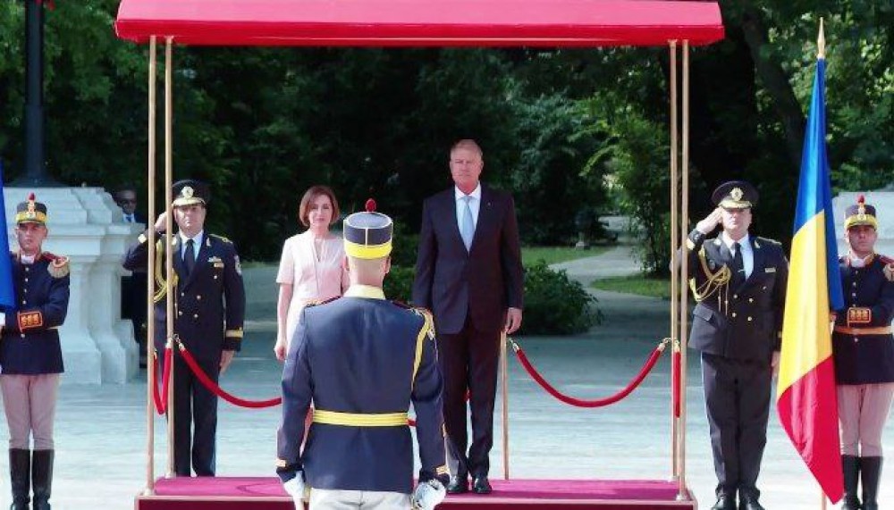 Maia Sandu, primită cu onoruri militare de Klaus Iohannis, la Palatul Cotroceni