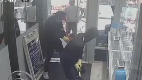 Au jefuit bijuterii în valoare de 2 milioane de dolari în doar 30 de secunde