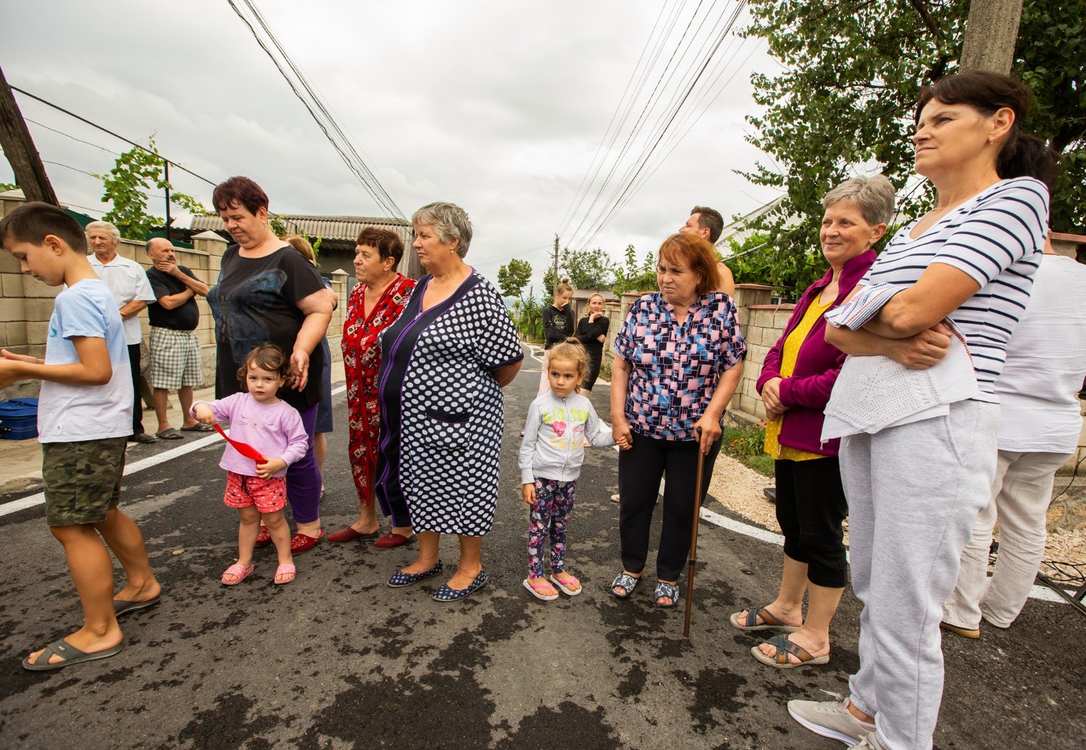 FOTO&VIDEO // Echipa Partidului „ȘOR” continuă să repare drumurile secundare din municipiul Orhei
