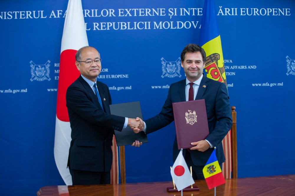 Relațiile Moldo-Japoneze la un alt nivel: Nicu Popescu a semnat cu ambasadorul Katayama Yoshihiro uun nou acord