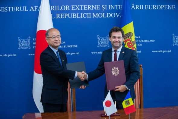 Relațiile Moldo-Japoneze la un alt nivel: Nicu Popescu a semnat cu ambasadorul Katayama Yoshihiro uun nou acord