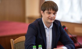 FOTO // Fără rând la vamă însă nu pentru toți, doar dacă ești ministru și te numești Andrei Spînu