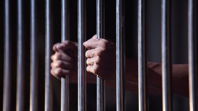 Le cereau imagini intime, după care le șantajau. Deținuți din penitenciarele Lipcani și Rezina, cercetați penal