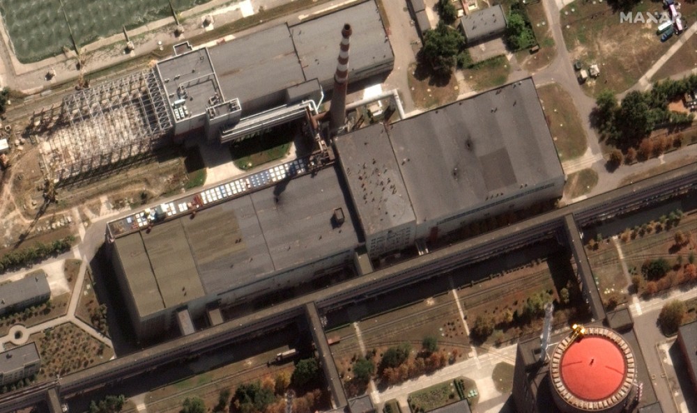 REVOLTĂTOR // Rusia a reluat BOMBARDĂRILE în preajma centralei nucleare Zaporojie