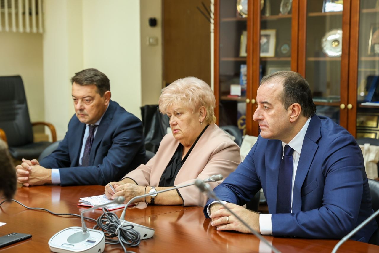 FOTO // Deputații „ȘOR” negociază în Duma rusească asigurarea R. Orhei cu gaze naturale și exportul produselor agricole din regiune în Federația Rusă