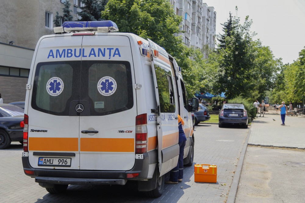 SOROCA // Un bărbat de 42 de ani a ajuns la spital după ce a încercat să-l taie pe un altul de 31 de ani dar totul a luat o altă întorsătură