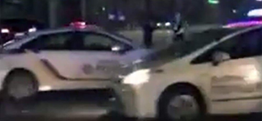 FLASH // Automobilul lui Zelenski a fost accidentat la Kiev. Cum se simte liderul ucrainean