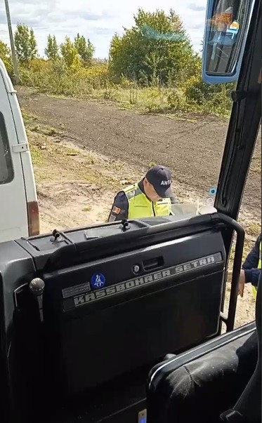 FOTO // Chișinăul, împânzit de polițiști. Mijloacele de transport sunt oprite și verificate