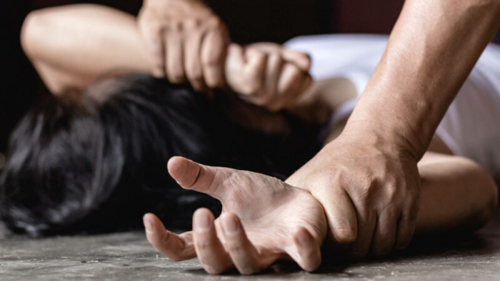 Adolescentă de 16 ani a murit după ce a fost violată și arsă de vie de doi indivizi din comunitatea dalit, India
