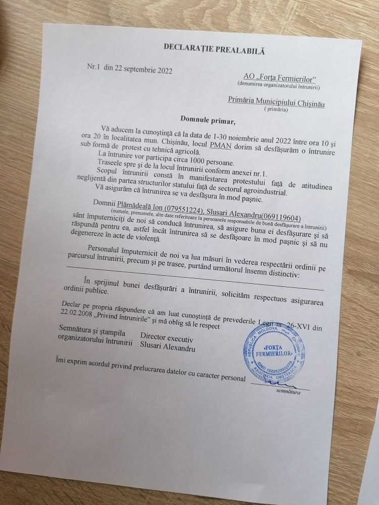 DOC // A ajuns cuțitul la os. Fermierii vin cu tractoarele în PMAN, după ce nu au fost auziți de autorități