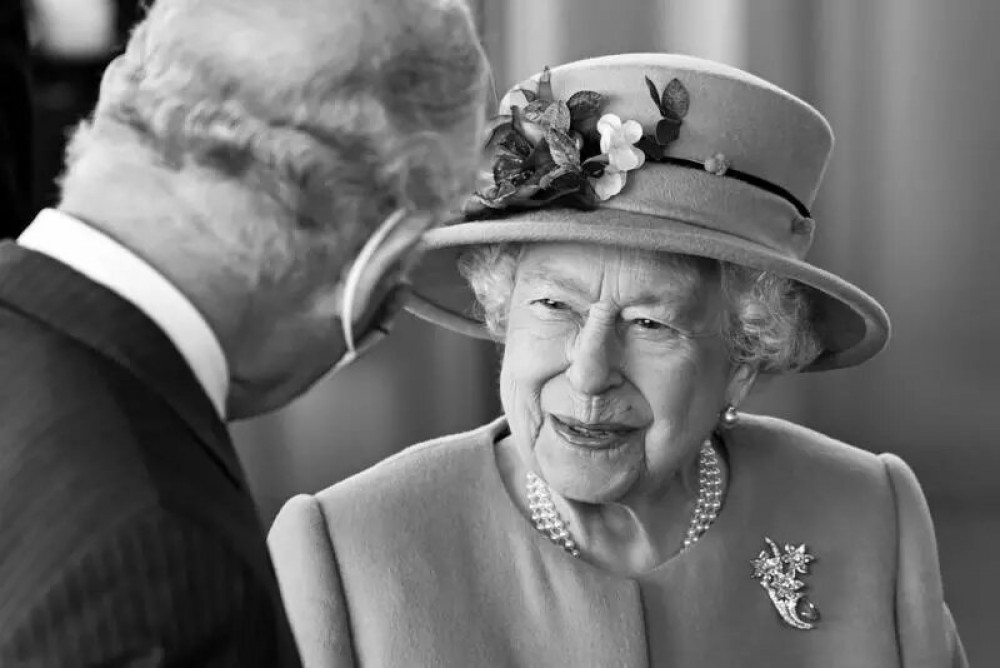 Marea Britanie a publicat certificatul de deces al reginei Elisabeta a II-a