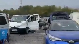 Convoi de vehicule cu civili ucraineni a fost lovit de o rachetă rusă la Zaporojie. Cel puţin 23 de oameni au murit