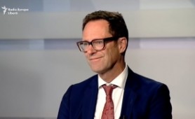 Presa română despre „capcana experților internaționali” - Magistrații de top din R. Moldova, verificați de un olandez cu un CV dubios