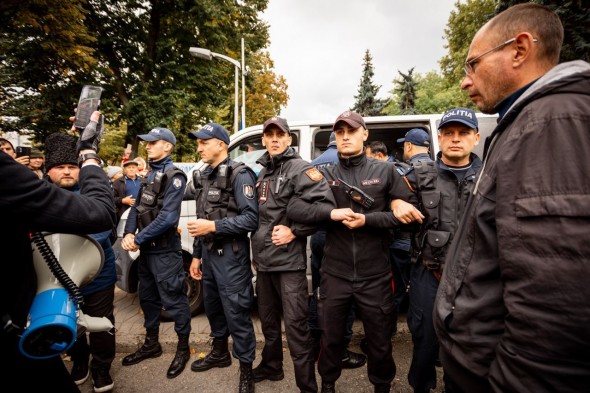 Poliția confirmă reținerea unui lider al protestatarilor. Cum își argumentează poziția