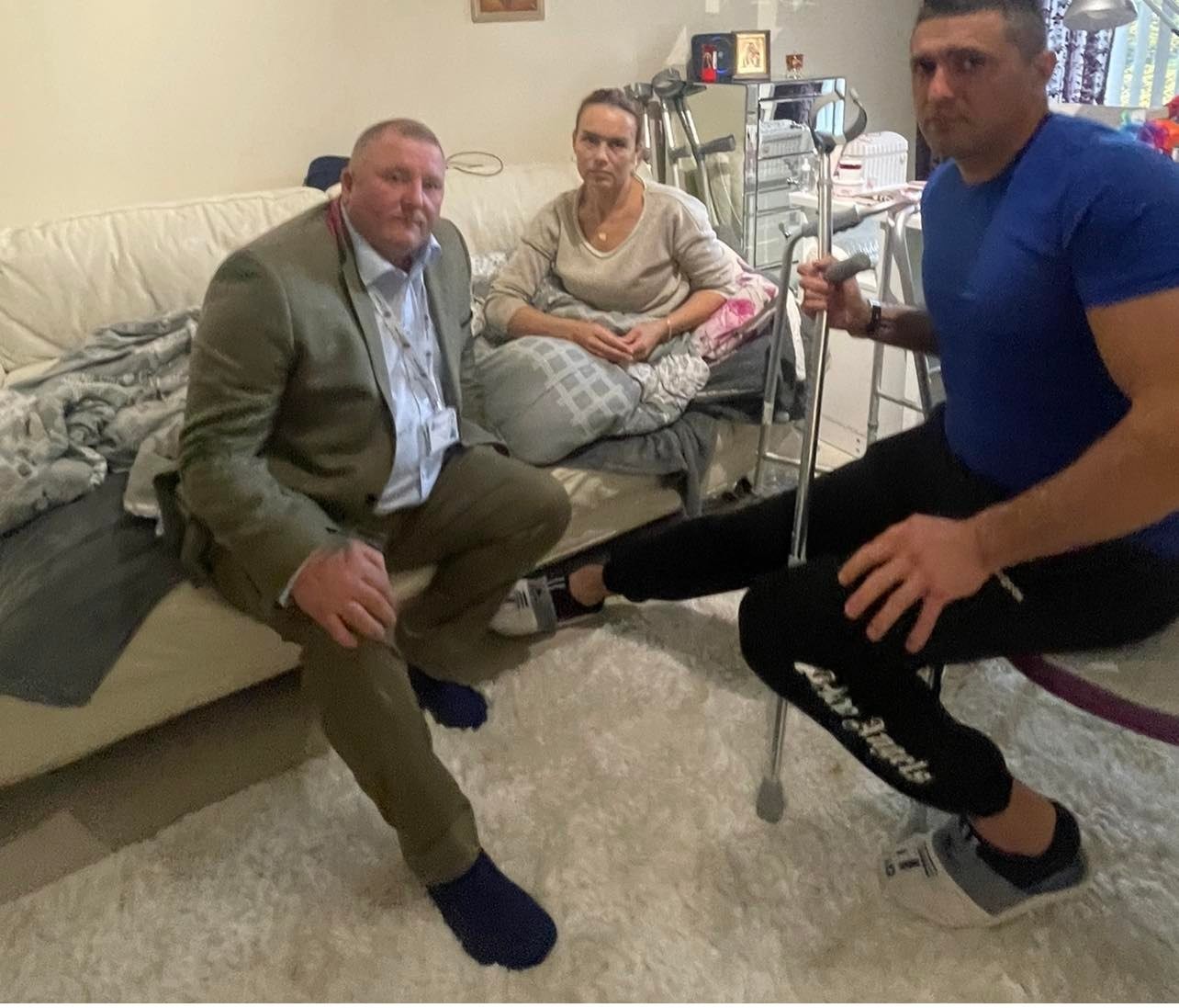 Moldovenii din Northampton săritori la nevoie: În timp record au colectat 7 000£ pentru o familie grav accidentată
