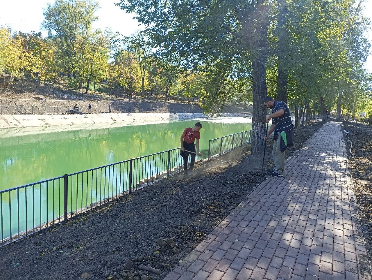 VIDEO // Renovarea parcului din Taraclia, pe ultima sută de metri. Proiect de anvergură, implementat la inițiativa liderului Partidului „ȘOR”