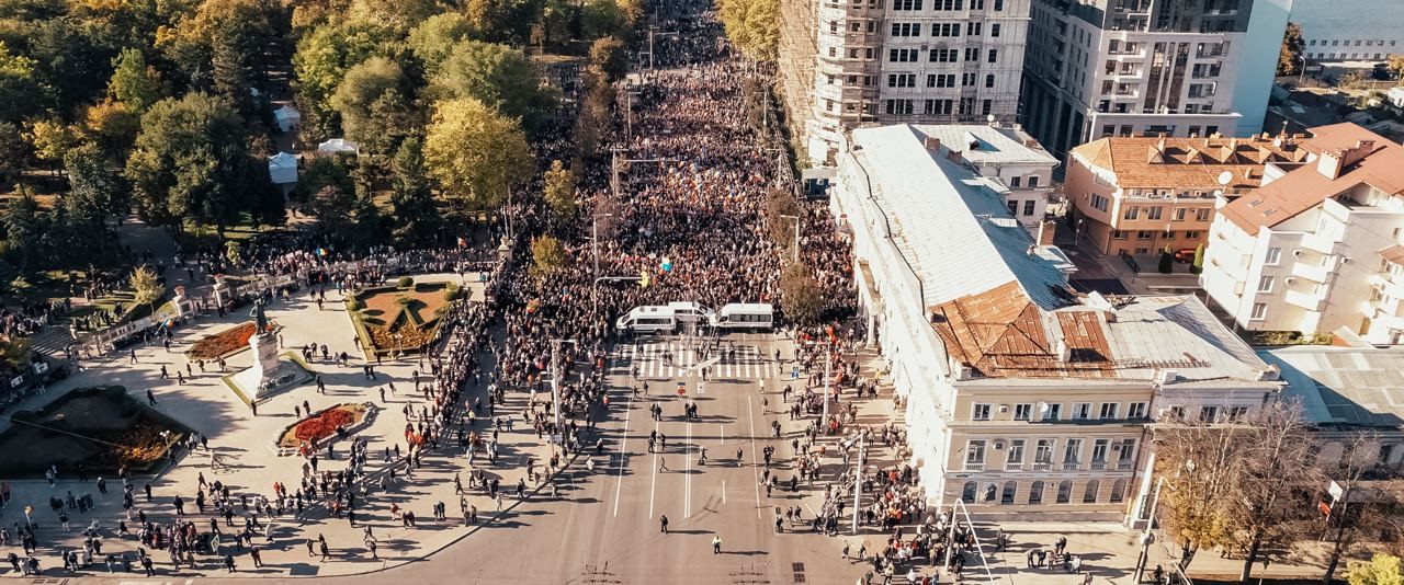 70 de mii de oameni cer demisia guvernării PAS și a președintelui Maia Sandu