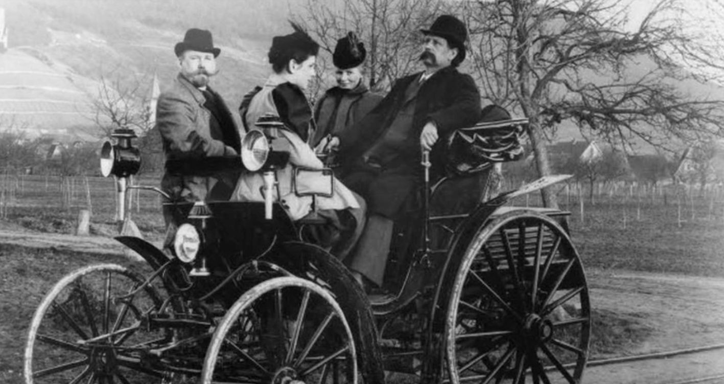 Istoria fascinantă a permisului de conducere. Cine a fost primul șofer din lume