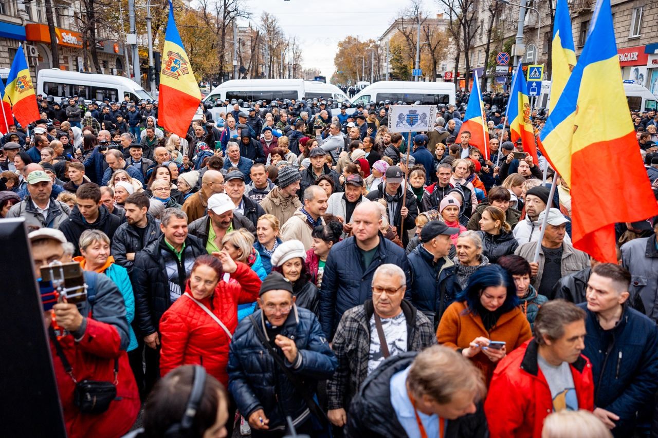 Partidul ȘOR: Peste 65 de mii de oameni au protestat astăzi împotriva regimului Maiei Sandu