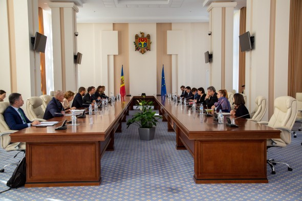 Premierul Gavrilița, în discuții cu membrii delegației UE la Comitetul Parlamentar de Asociere R. Moldova - UE