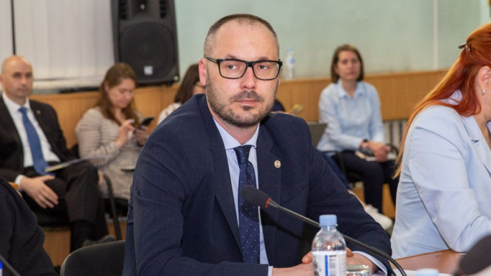 Litvinenco despre reținerea lui Andronachi: „Este prima rândunică serioasă”