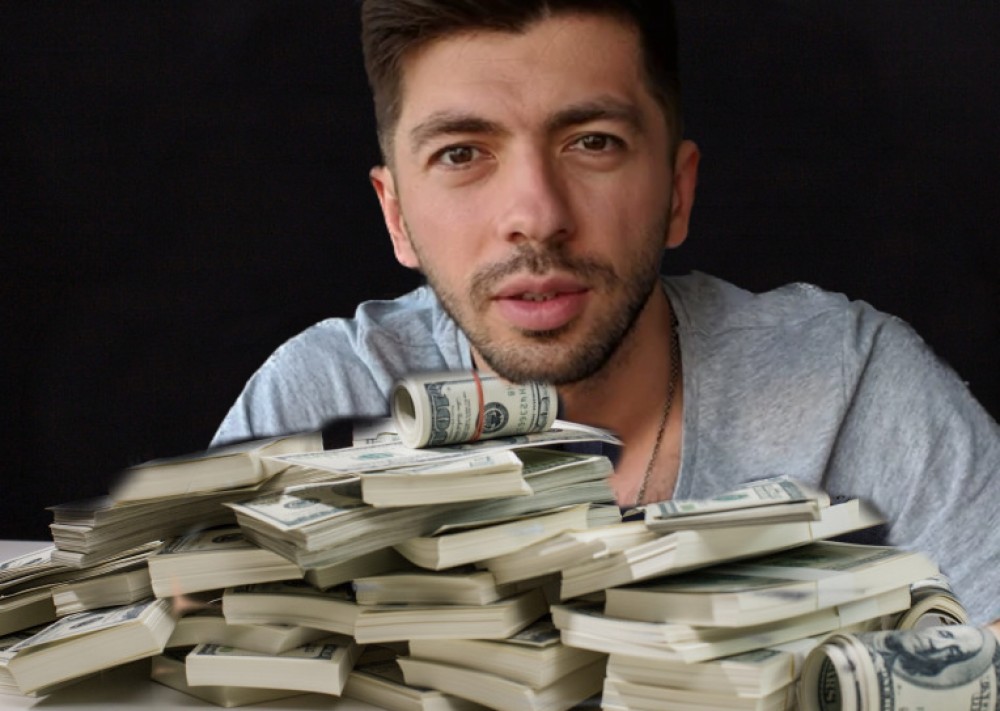 Câți bani a făcut Mircea Bravo din filmul Mirciulică. Destăinuirile vloggerului