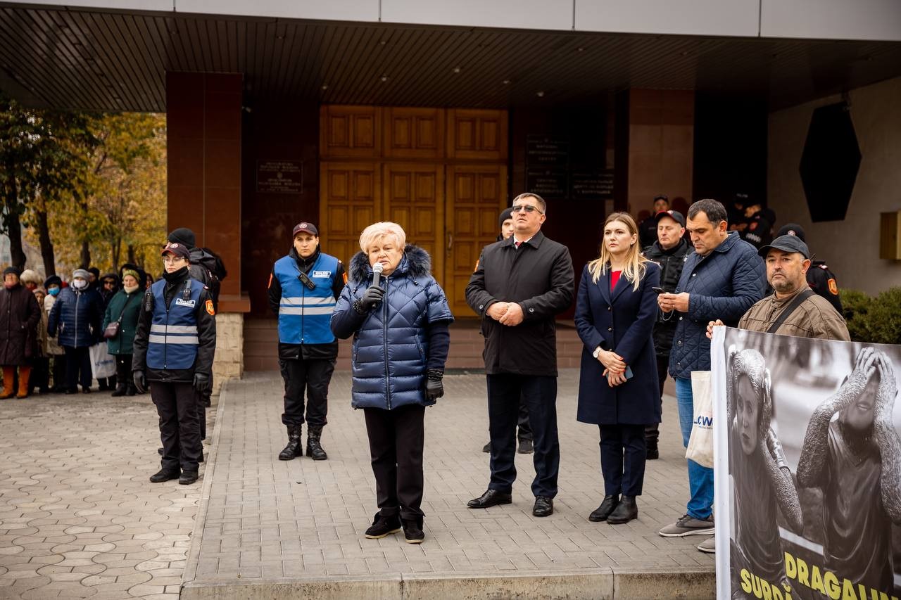 Flashmob organizat de Partidul „ȘOR”: Procuratura Anticorupție e surdă, oarbă și mută