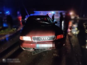 FOTO // Tragedie la Dondușeni. Un minor a urcat la volan şi a ucis un om