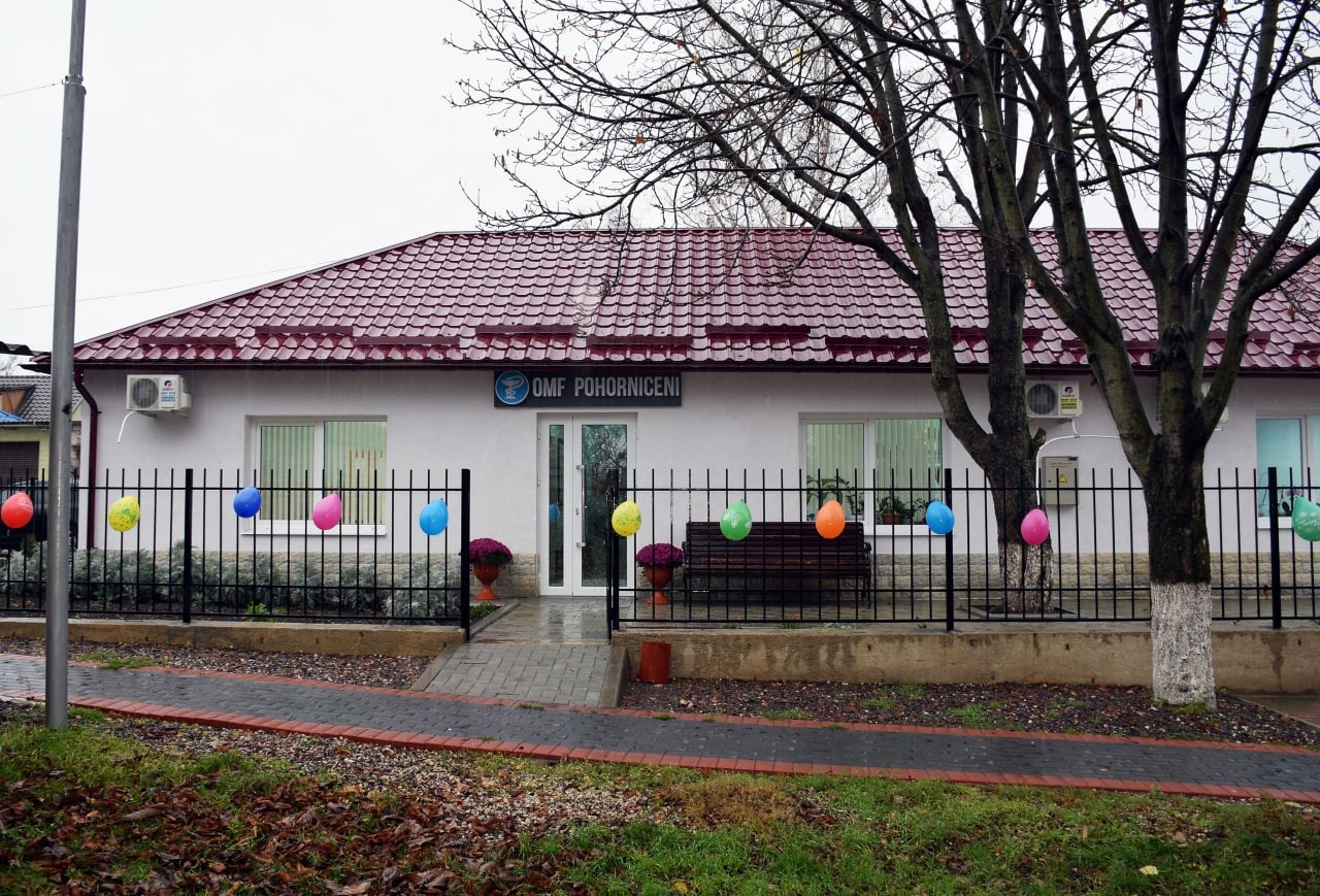 FOTO&VIDEO //Echipa Partidului „ȘOR” continuă să dezvolte satele Moldovei. În satul Pohorniceni, raionul Orhei, a fost renovat Oficiul Medicilor de Familie