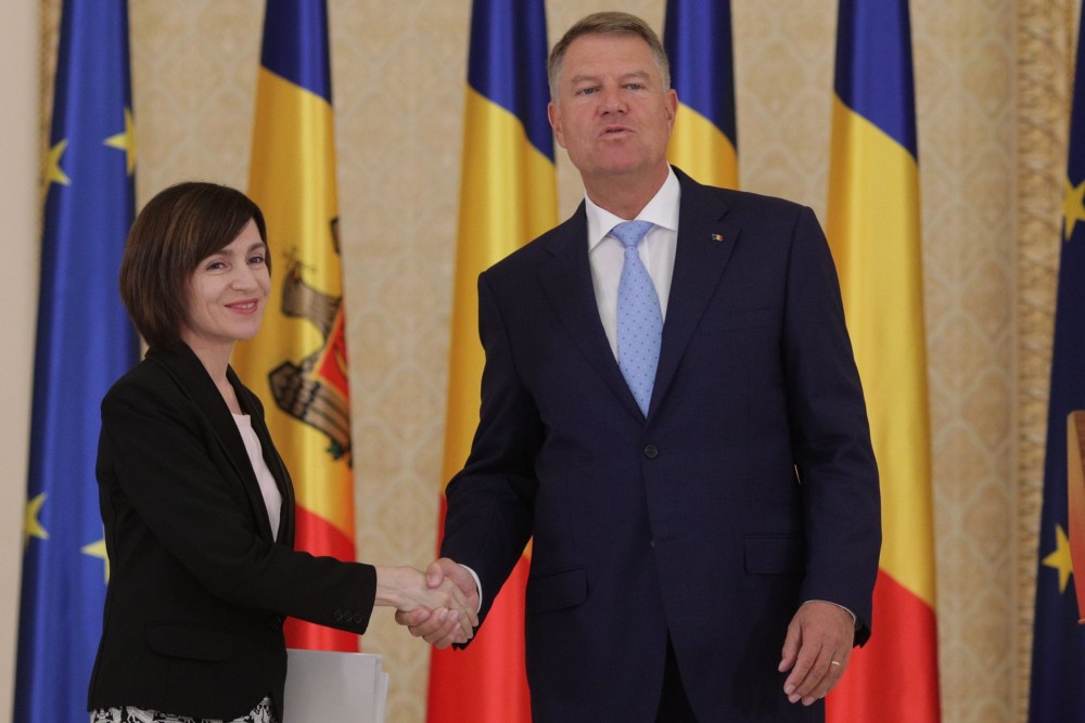 Maia Sandu, de Ziua Națională a României: „Și pe o parte, și pe cealaltă a Prutului, oamenii își doresc să trăiască în pace și libertate”