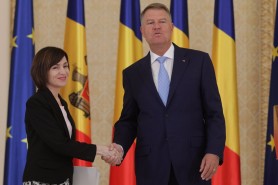 Maia Sandu, de Ziua Națională a României: „Și pe o parte, și pe cealaltă a Prutului, oamenii își doresc să trăiască în pace și libertate”