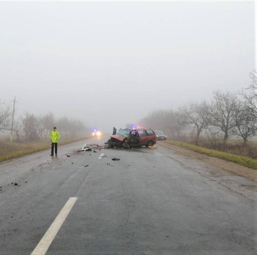 FOTO // Accident grav la Florești. Șapte persoane au avut nevoie de îngrijiri medicale