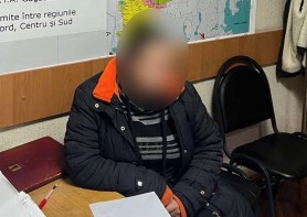 O femeie condamnată pentru trafic de persoane și trafic de copii, reținută după 5 ani de căutări
