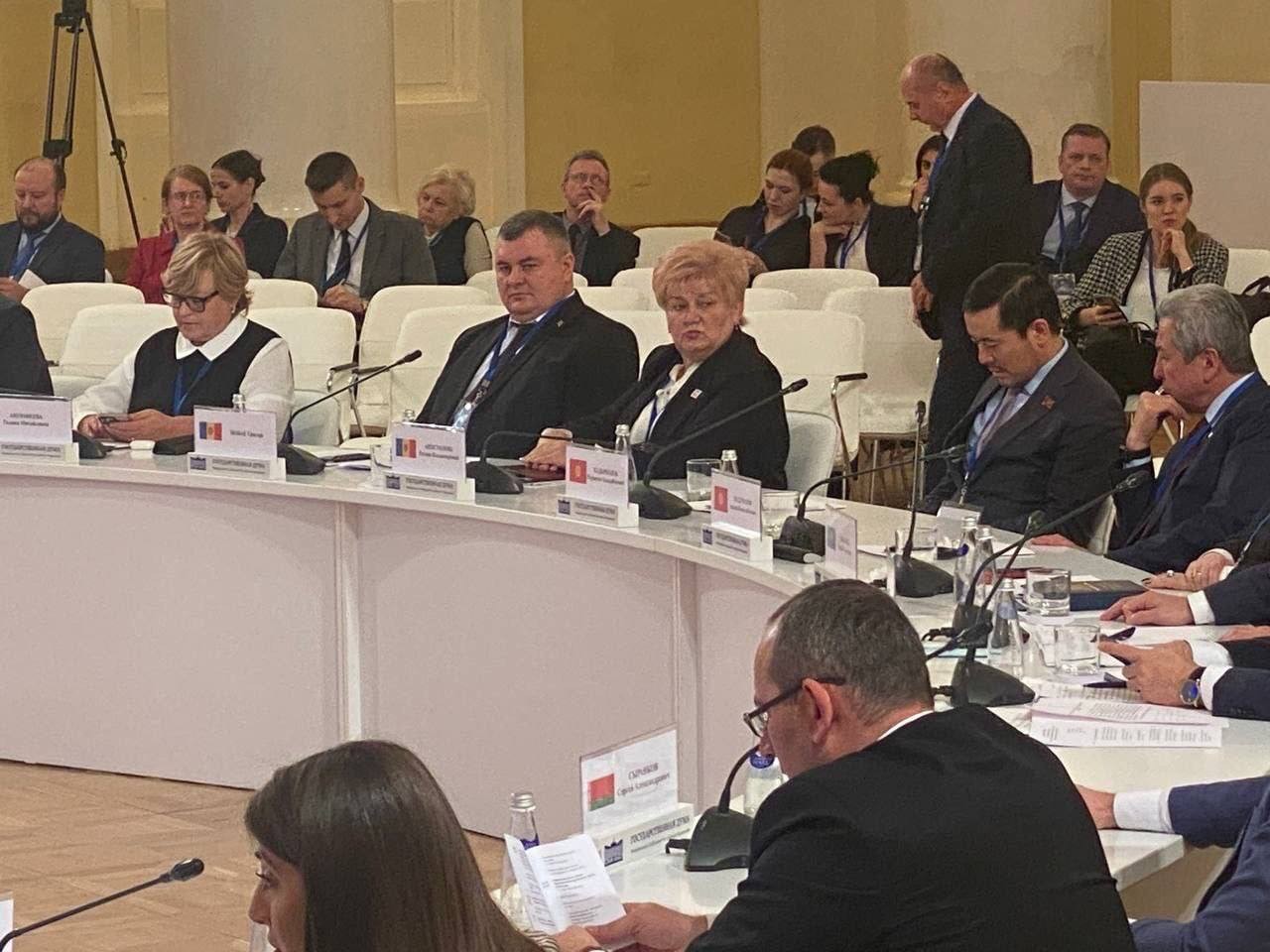 FOTO // Deputatul Partidului „ȘOR”, Reghina Apostolova, participă la o conferință interparlamentară CSI